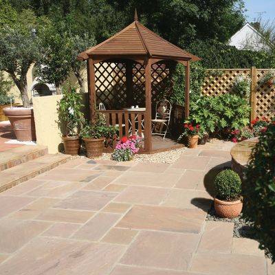 Buff Blend Sandstone Paving - 22mm