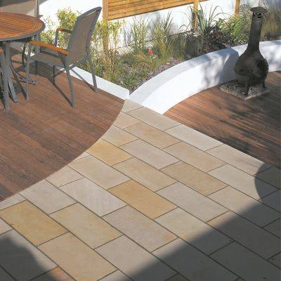 Honed Desert Sand Sandstone Paving