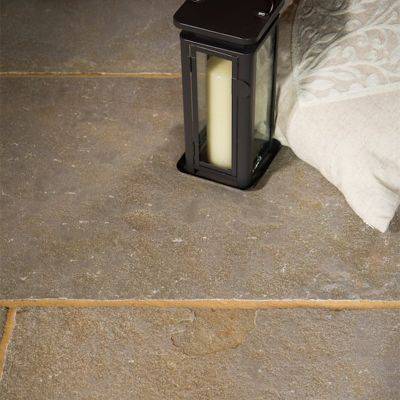 Shrewsbury Tumbled Limestone