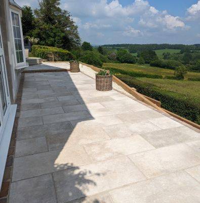 Georgian Thatch Porcelain Paving