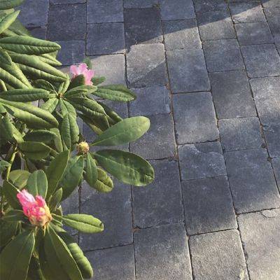 Welsh Midnight Block Paving
