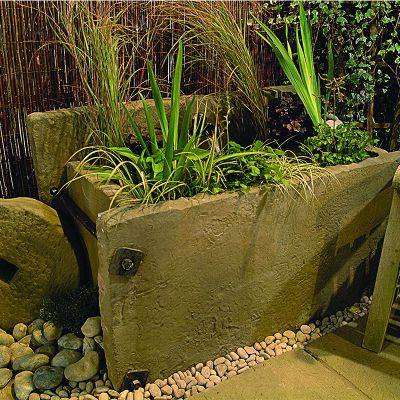 Flagstone Trough