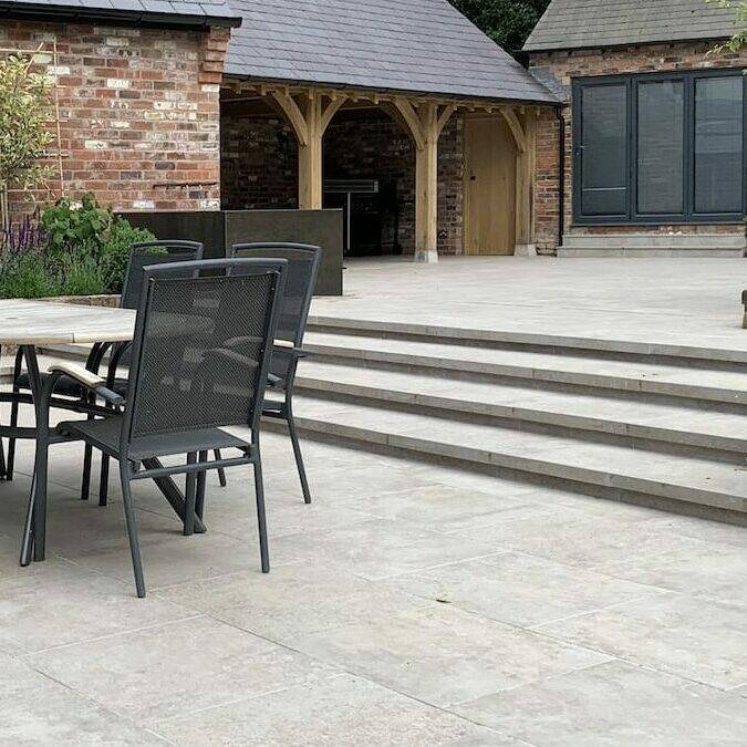 Classic-Contemporary-Porcelain-Paving-Garden-Design