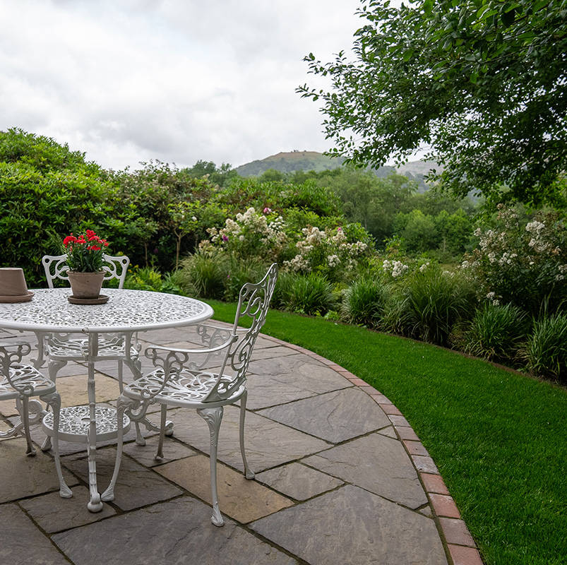 sandstone paving